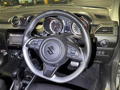 2017 Suzuki Swift - Thumbnail