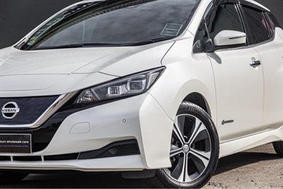 2018 Nissan Leaf - Thumbnail