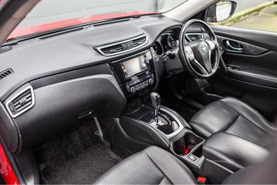2014 Nissan X-Trail - Thumbnail