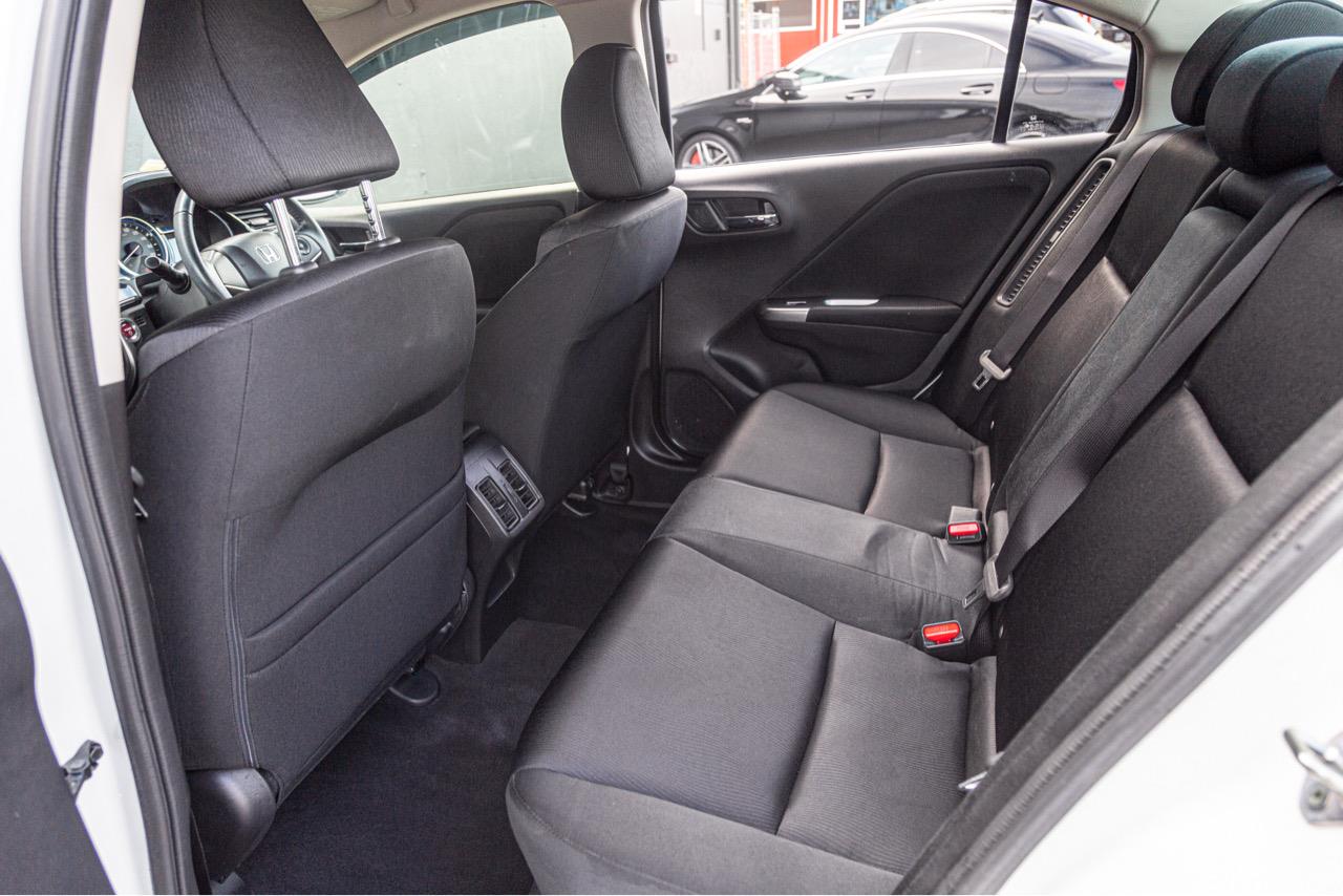 2015 Honda GRACE