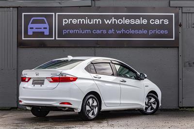 2015 Honda GRACE - Thumbnail