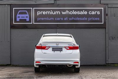 2015 Honda GRACE - Thumbnail