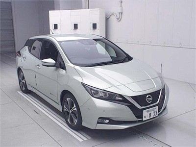 2018 Nissan Leaf - Thumbnail