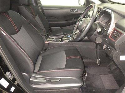 2021 Nissan Leaf - Thumbnail