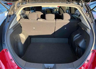 2023 Nissan Leaf - Thumbnail