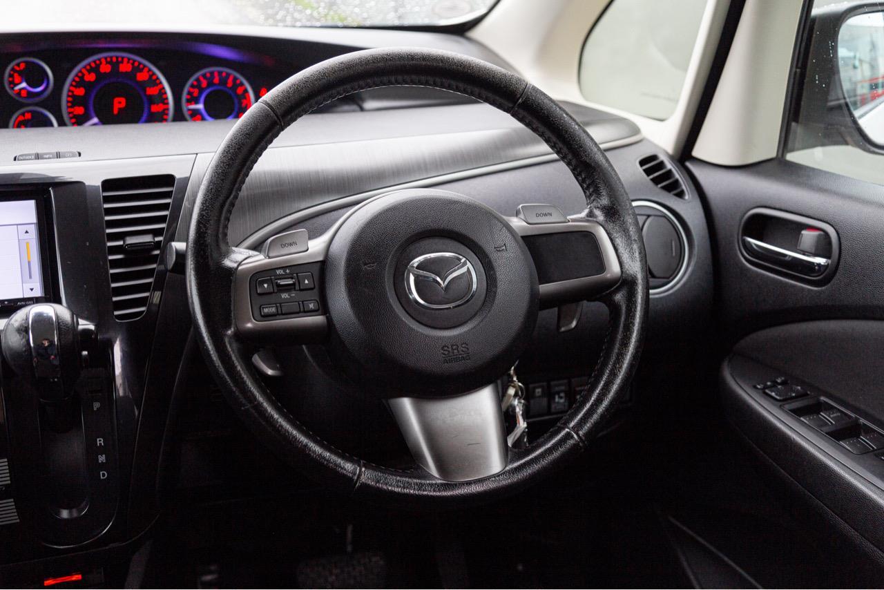 2013 MAZDA BIANTE
