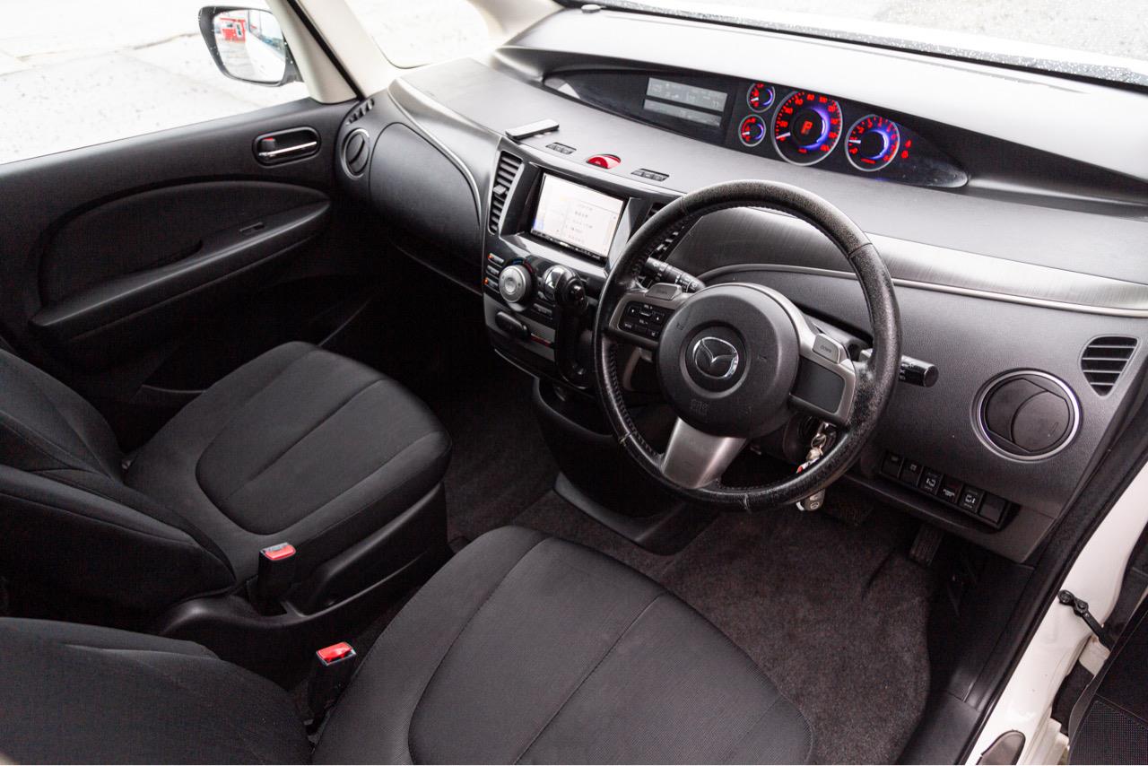 2013 MAZDA BIANTE