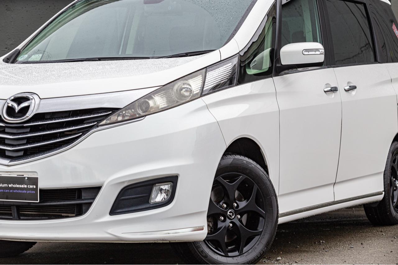 2013 MAZDA BIANTE