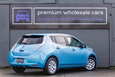 2016 Nissan Leaf - Thumbnail