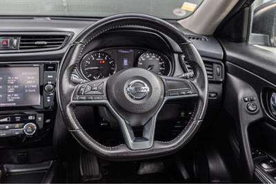 2017 Nissan X-Trail - Thumbnail