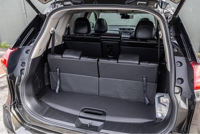 2017 Nissan X-Trail - Thumbnail