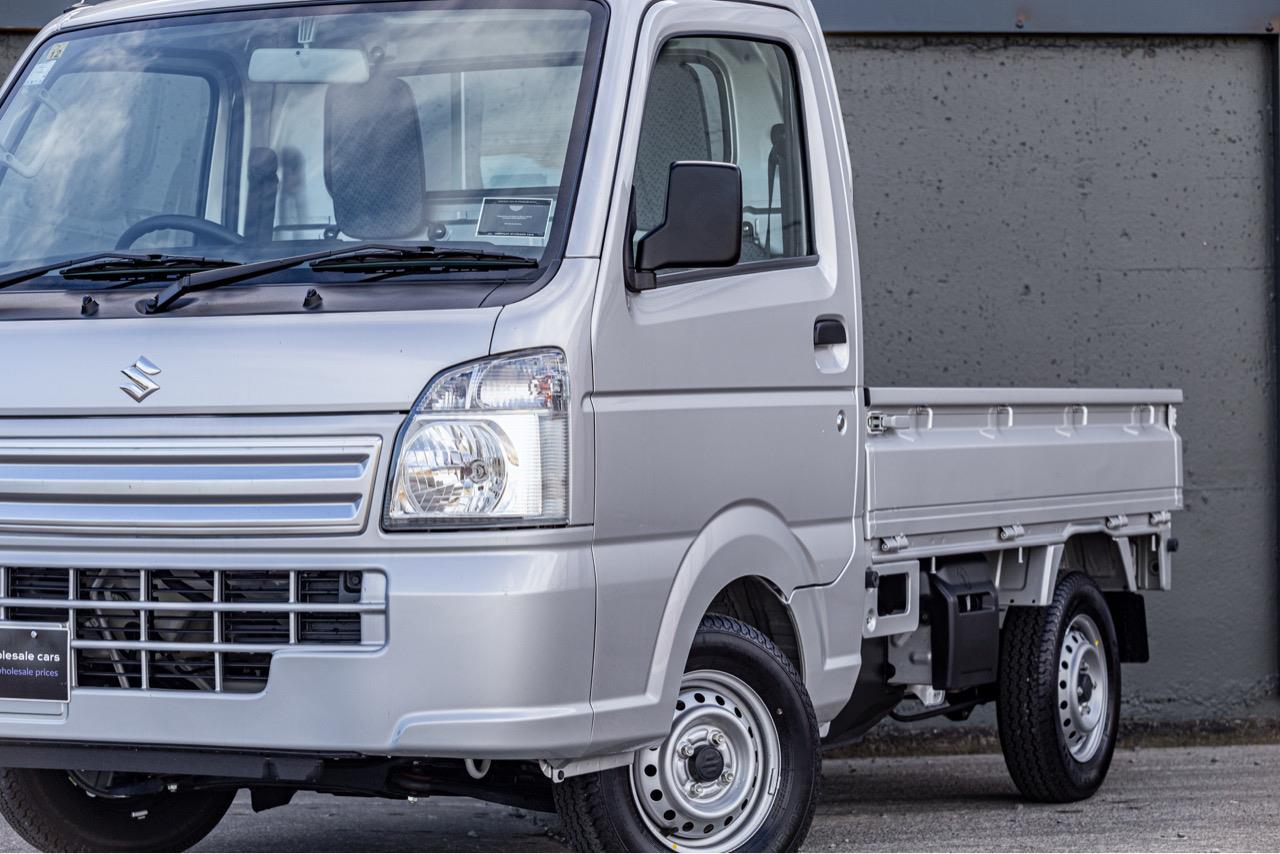 2023 Suzuki Carry