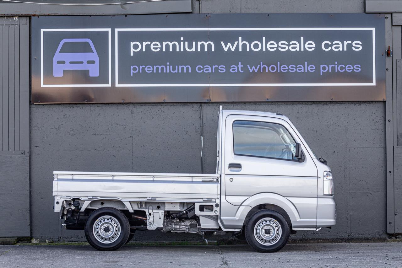 2023 Suzuki Carry