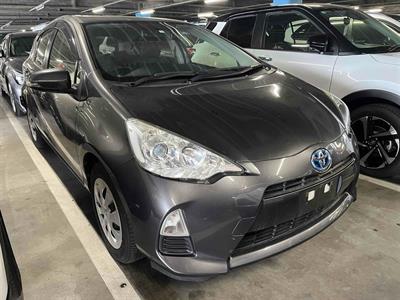2014 Toyota AQUA - Thumbnail