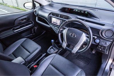 2014 Toyota AQUA - Thumbnail