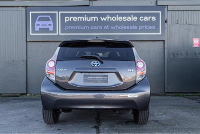 2014 Toyota AQUA - Thumbnail