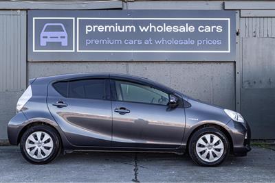 2014 Toyota AQUA - Thumbnail