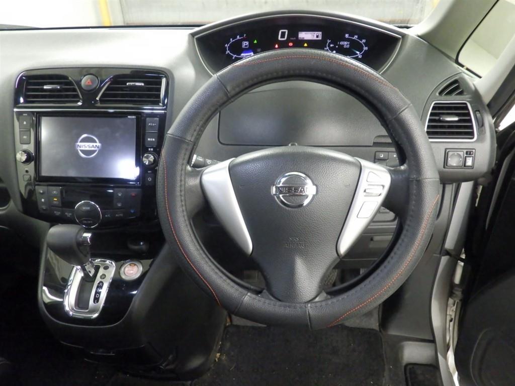 2016 Nissan SERENA
