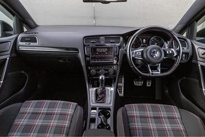 2014 Volkswagen GOLF GTI - Thumbnail
