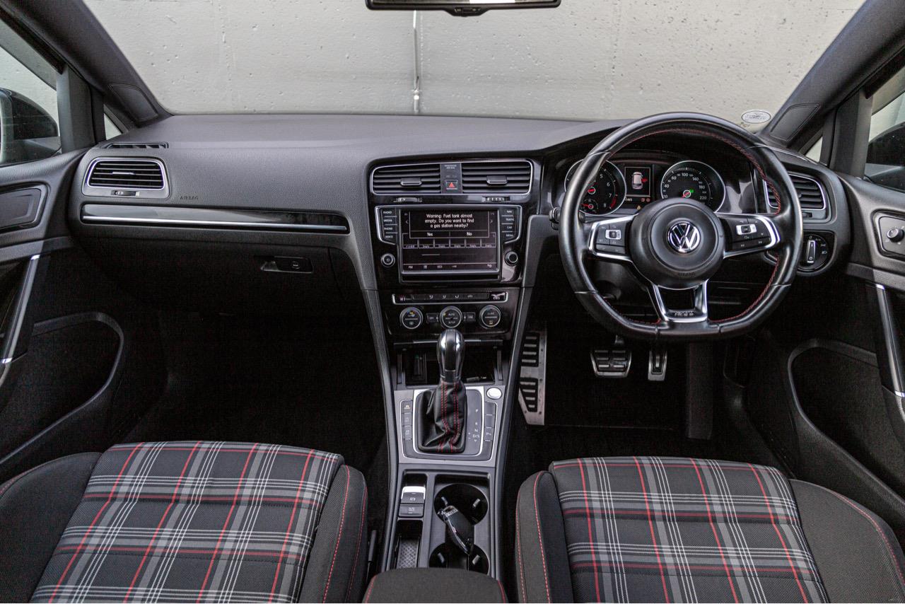 2014 Volkswagen GOLF GTI
