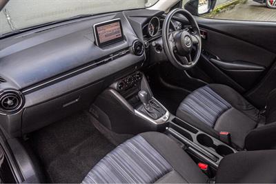 2015 Mazda Demio - Thumbnail