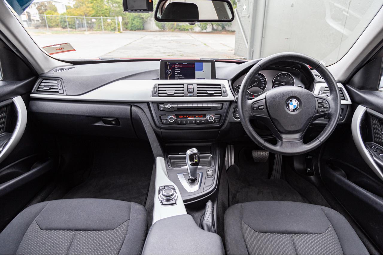 2012 BMW 320i