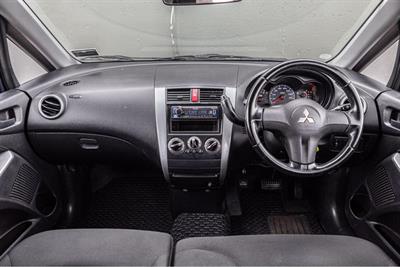 2010 Mitsubishi COLT PLUS - Thumbnail
