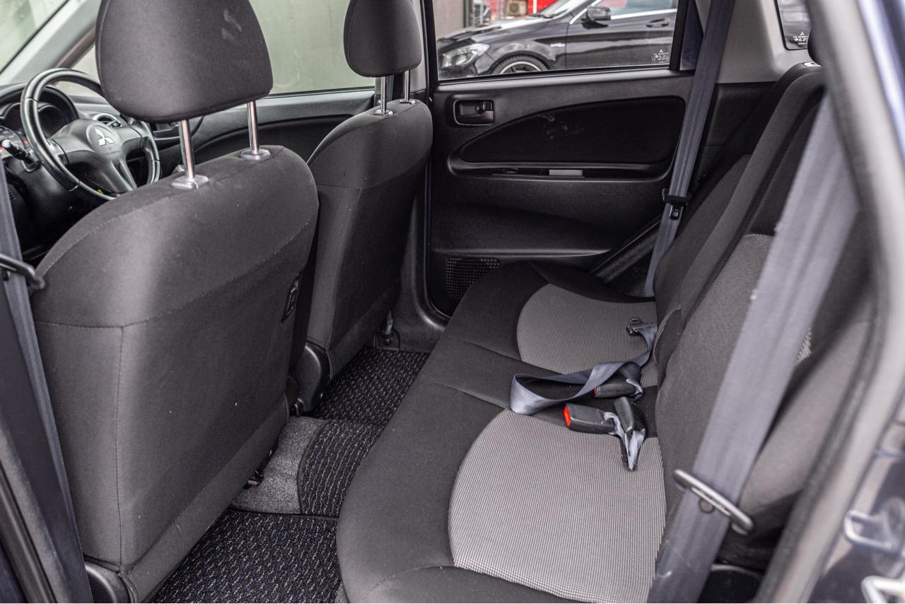 2010 Mitsubishi COLT PLUS