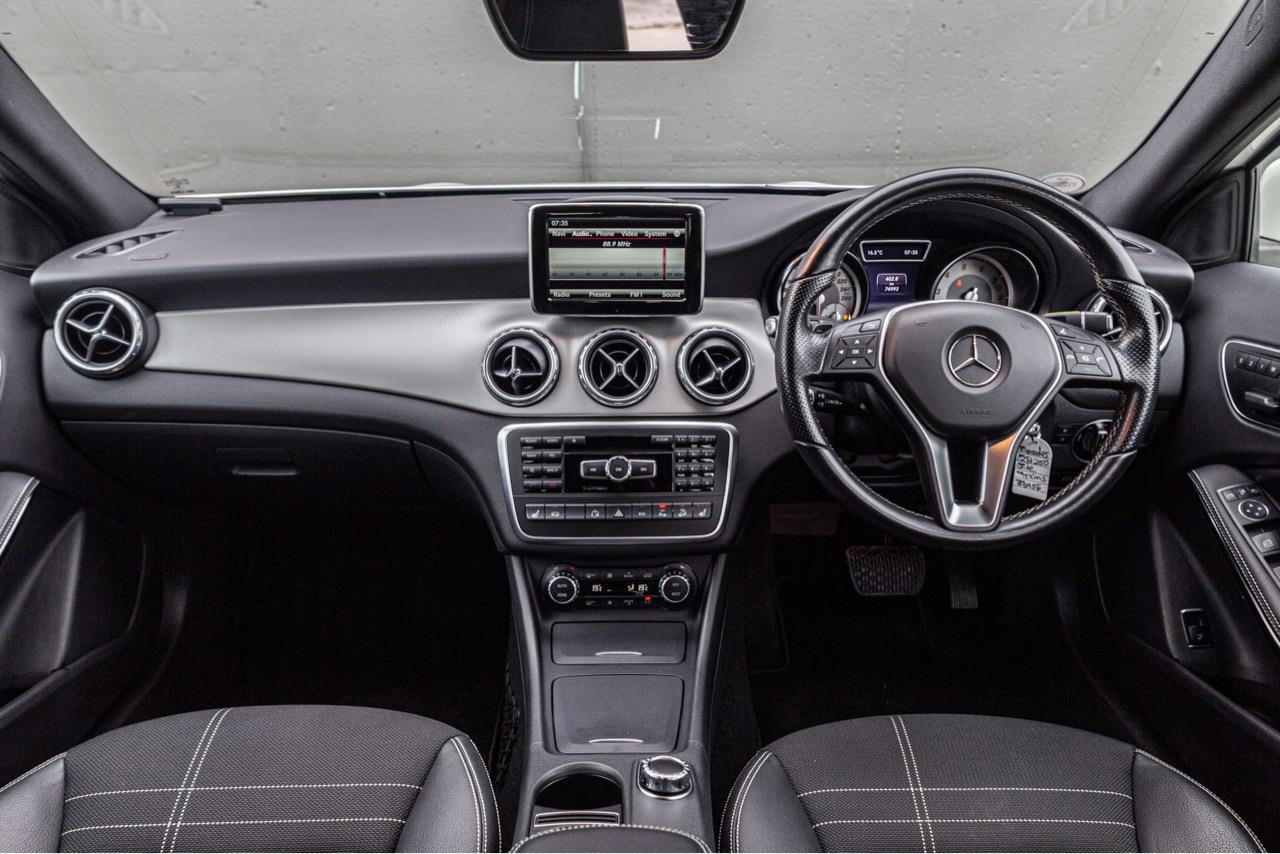 2015 Mercedes-Benz GLA250