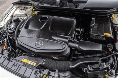 2015 Mercedes-Benz GLA250 - Thumbnail