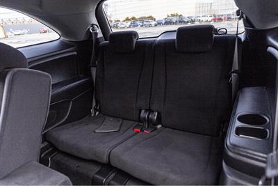 2012 Honda Stream - Thumbnail