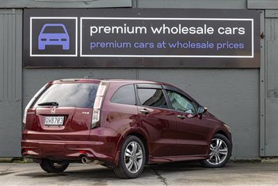 2012 Honda Stream - Thumbnail