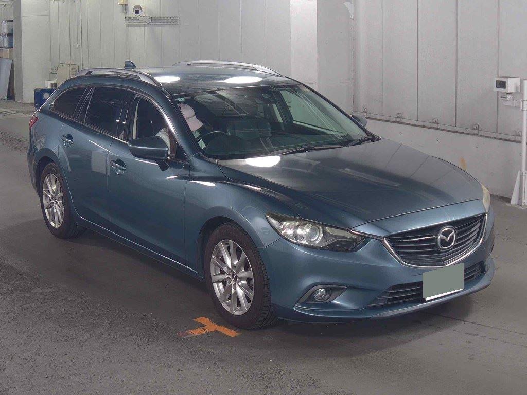 2014 Mazda Atenza