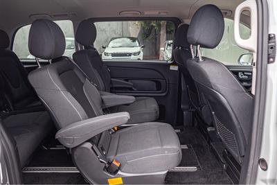 2017 Mercedes-Benz V CLASS - Thumbnail