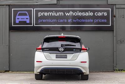 2018 Nissan Leaf - Thumbnail