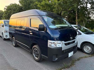 2020 Toyota HIACE - Thumbnail