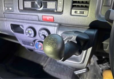 2020 Toyota HIACE - Thumbnail