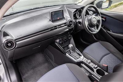 2015 Mazda Demio - Thumbnail