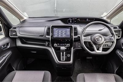 2019 Nissan SERENA - Thumbnail