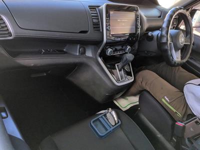 2019 Nissan SERENA - Thumbnail