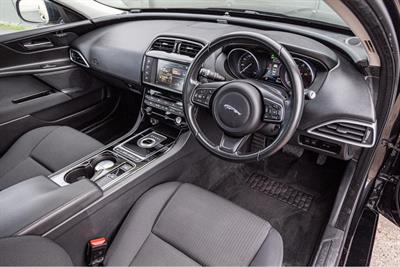 2015 Jaguar XE - Thumbnail