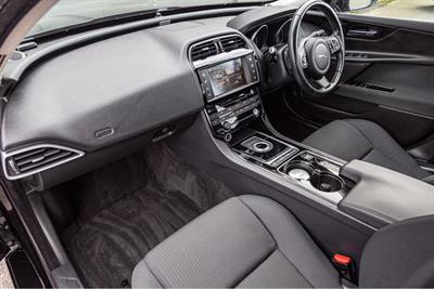 2015 Jaguar XE - Thumbnail
