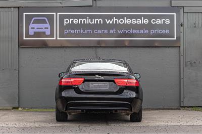 2015 Jaguar XE - Thumbnail