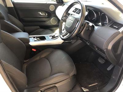 2019 Land Rover EVOQUE - Thumbnail
