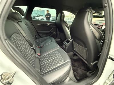 2017 Audi S4 AVANT 4WD - Thumbnail