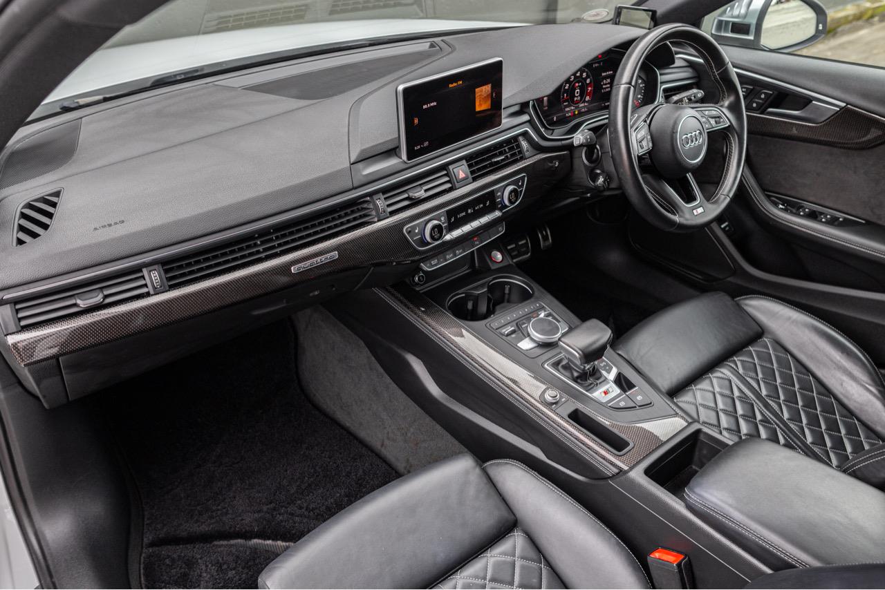 2017 Audi S4 AVANT 4WD