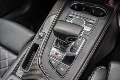 2017 Audi S4 AVANT 4WD - Thumbnail