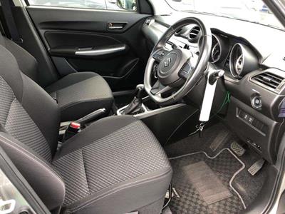 2017 Suzuki Swift - Thumbnail