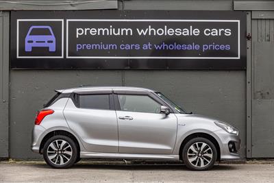2017 Suzuki Swift - Thumbnail
