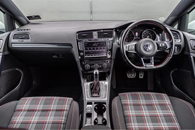 2015 Volkswagen GOLF GTI - Thumbnail